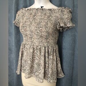 Chic Off-Shoulder Leopard Print with light rainbow colors Blouse NWT size 4x
